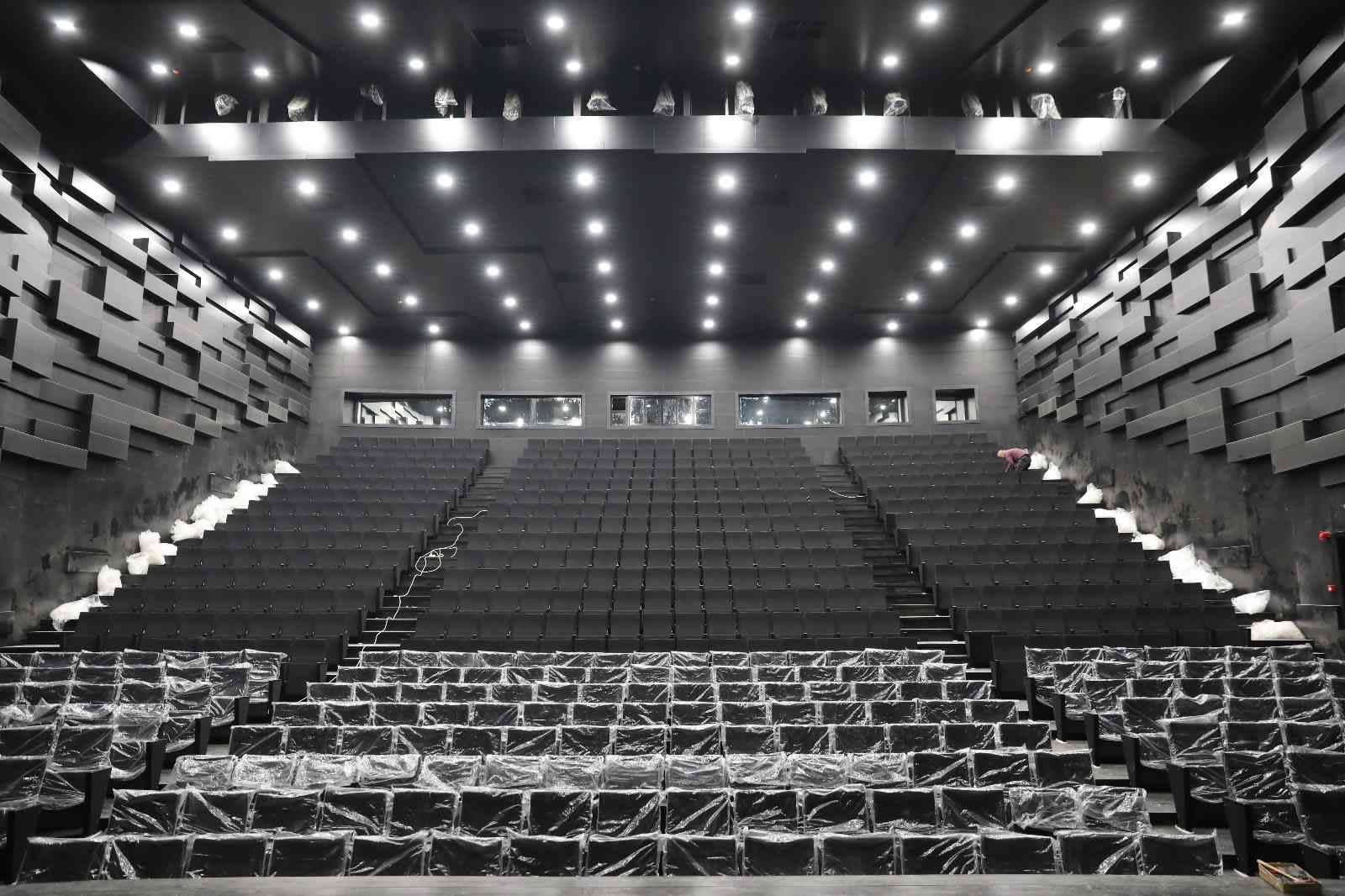 Doğu Garajı Kültür Merkezi Performans Sahne - Kapak Fotoğrafı
