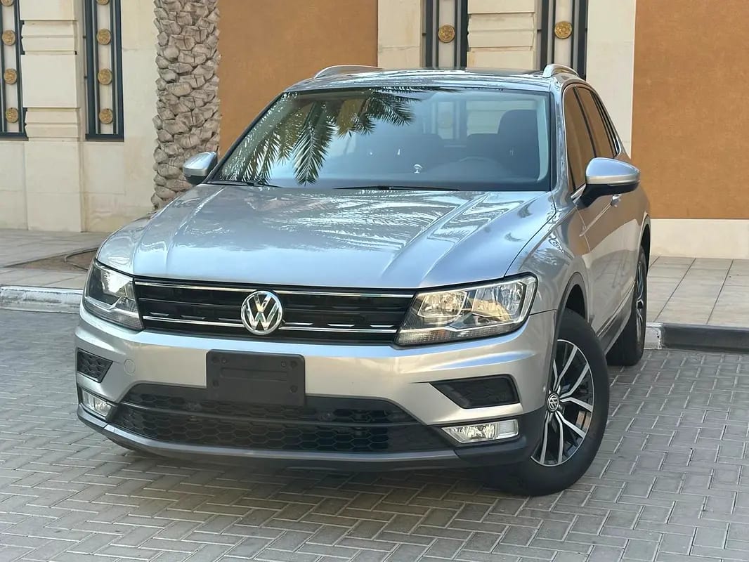 VOLKSWAGEN TIGUAN SE 2.0 TFSI - GCC SPECS - ACCIDENT FREE - FULL SERVICE HISTORY - - Image 1