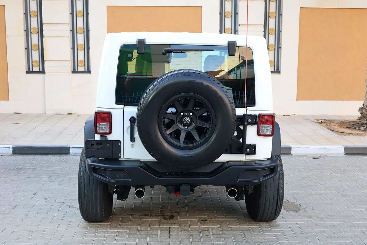 Jeep Wrangler Sport 3.6-2016-165000KM-GCC SPECS-EXCELLENT CONDITION - Thumbnail 8
