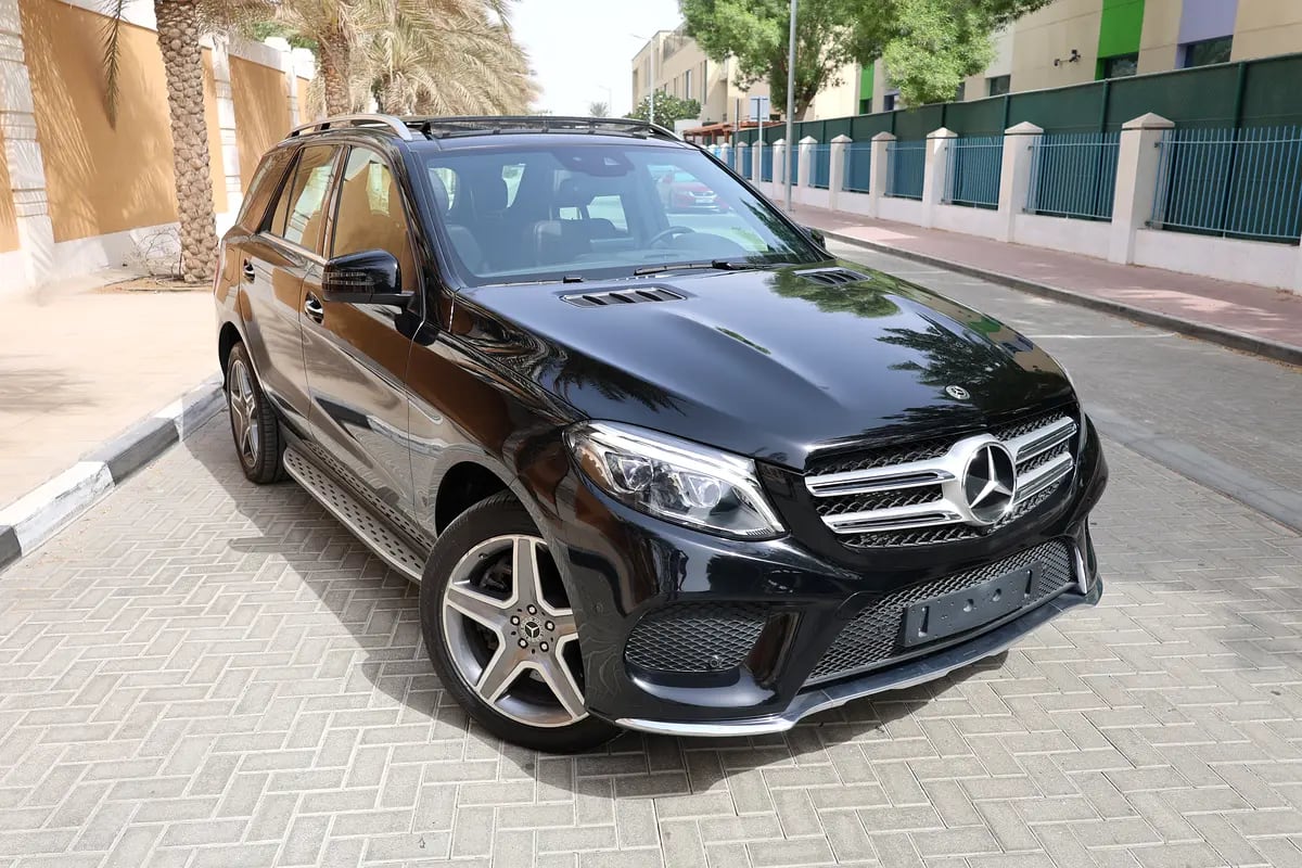 Mercedes-Benz GLE-Class-GLE 400 4Matic- 2018-116000KM-GCC SPECS-EXCELLENT CONDITION - Thumbnail 2