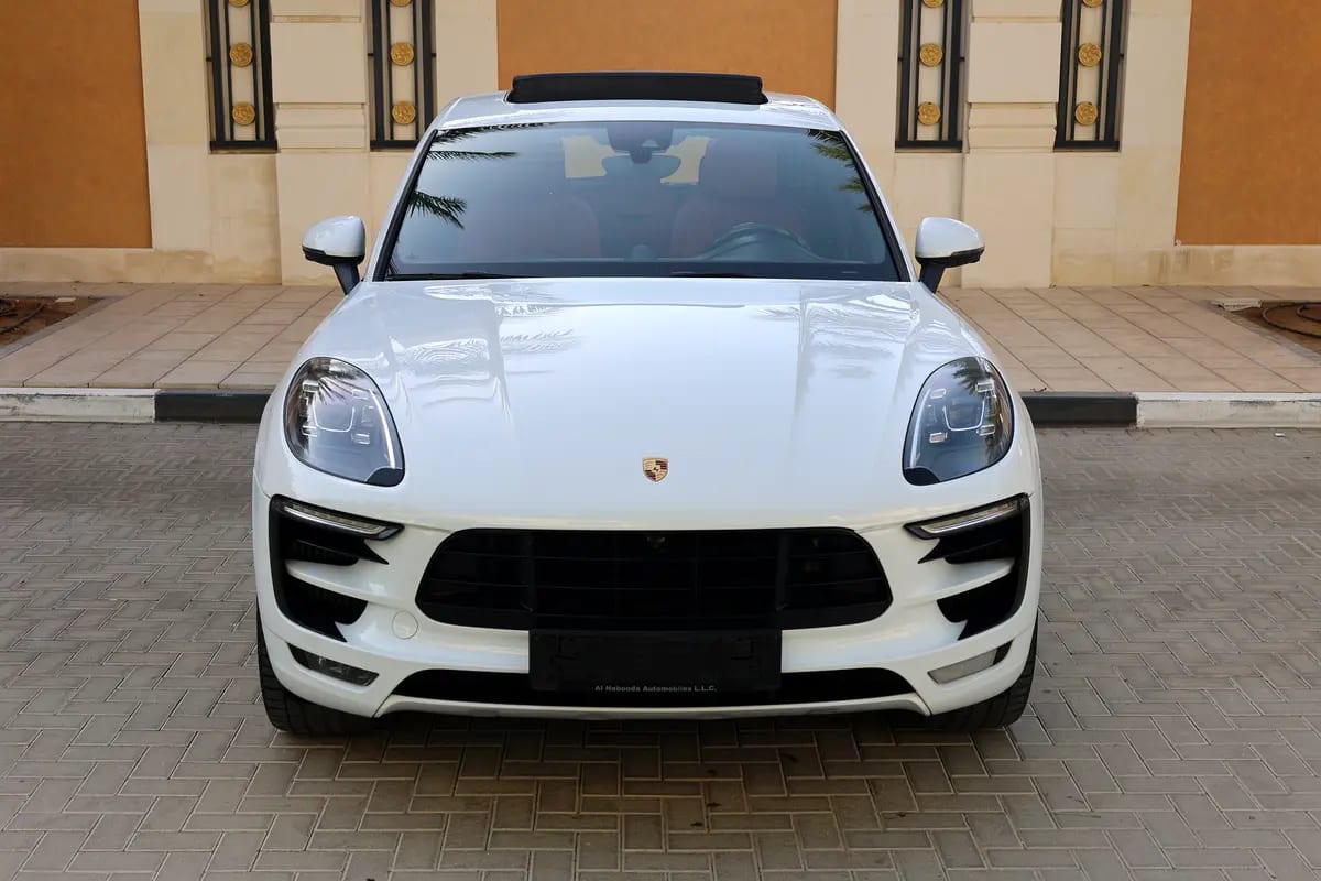 The Porsche Cayenne  UNDER WARRANTY FROM PORSCHE - ACCIDENT FREE - FULL SERVICE HISTORY FROM AGENCY - Thumbnail 7