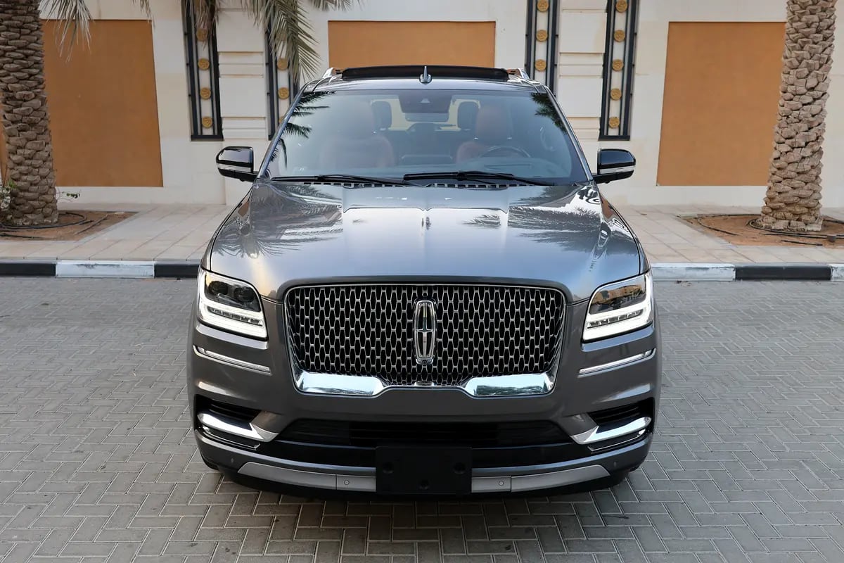Lincoln Navigator-2021-127000KM-GCC SPECS-EXCELLENT CONDITION - Thumbnail 6