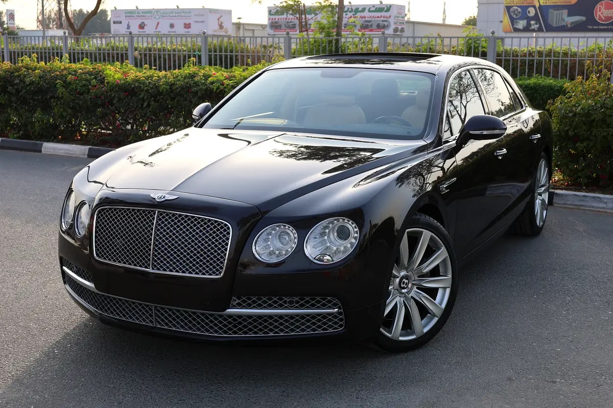 Bentley Flying Spur W12 2014 GCC Specs-71000km-EXCELLENT CONDITION - Image 1