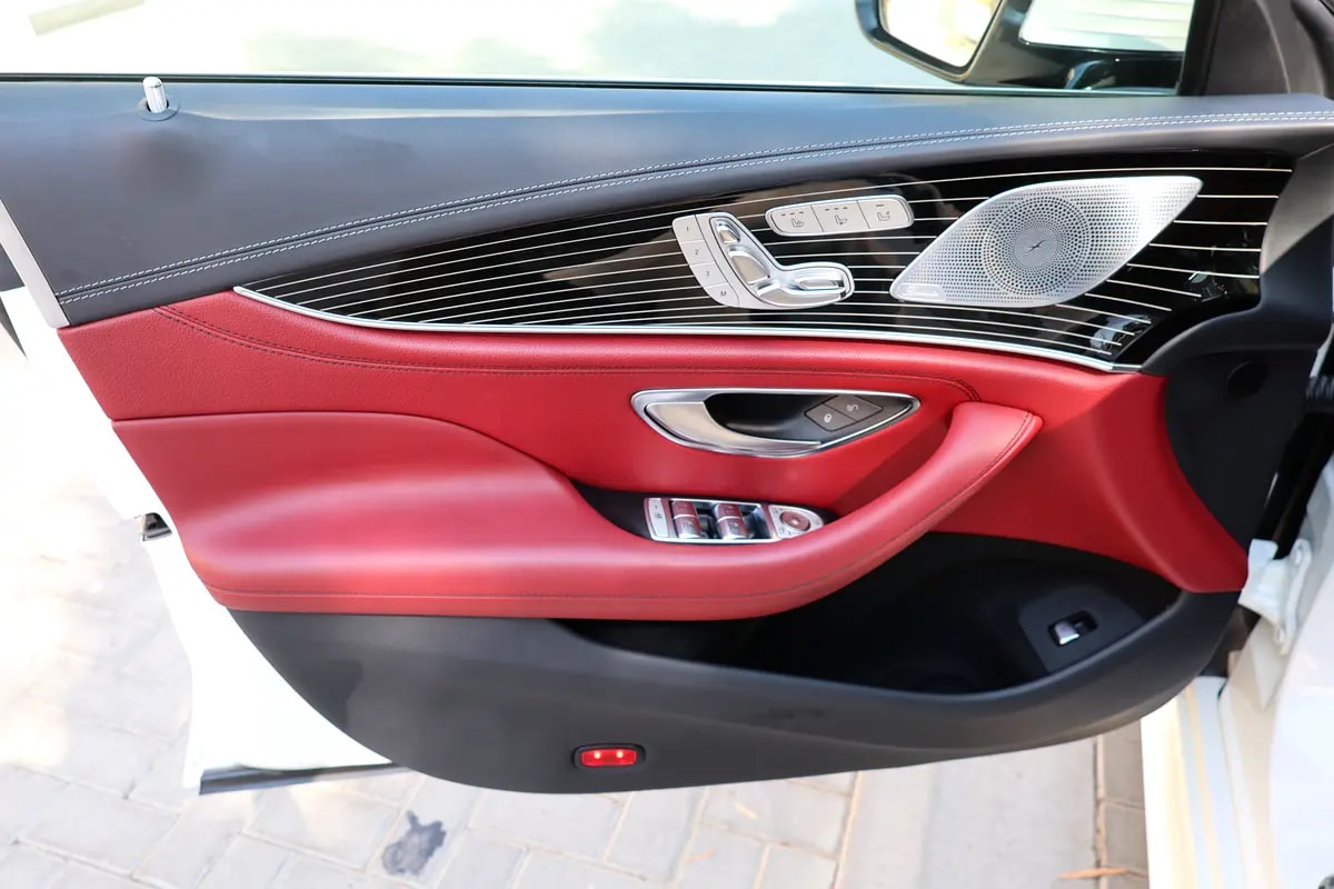 Mercedes-Benz CLS350-2019-103000KM-GCC SPECS-EXCELLENT CONDITION-ACCIDENT FREE -FULL OPTION - Thumbnail 8