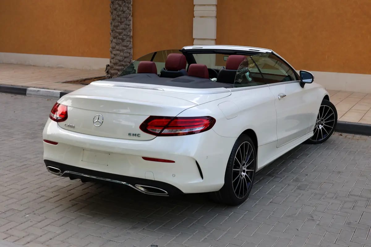 Mercedes-Benz C200 Coupe 2020, GCC Specs - Pristine Condition - Thumbnail 6