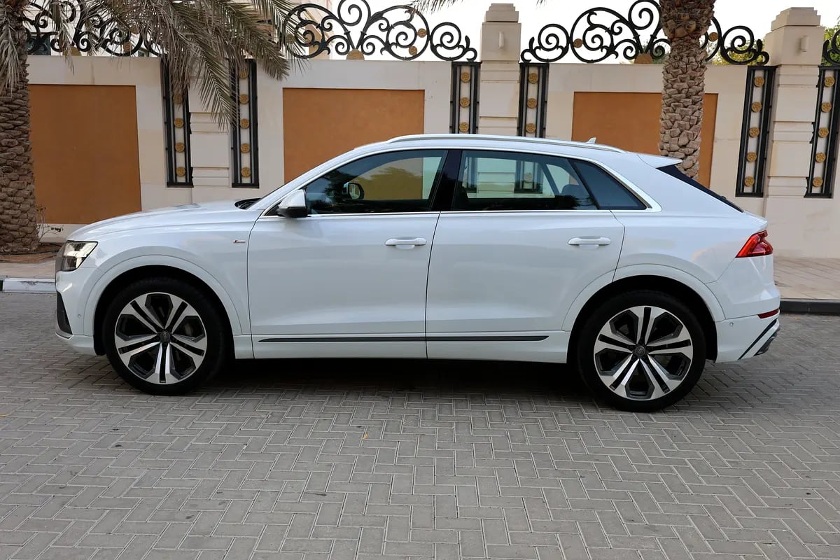 Audi Q8 (55 TFSI Quattro)-2020-72000KM-GCC SPECS - Thumbnail 8