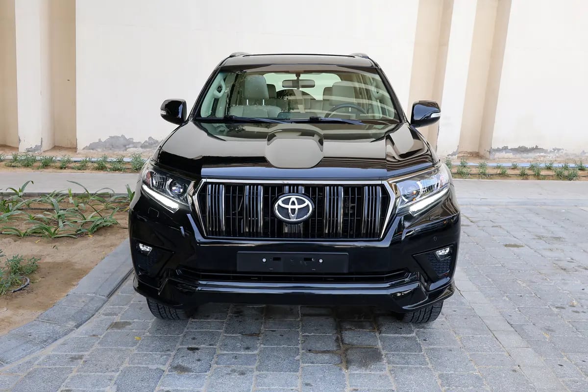 TOYOTA PRADO-ADVENTURE -2021-75000KM-GCC SPECS-EXCELLENT CONDITION - Thumbnail 5