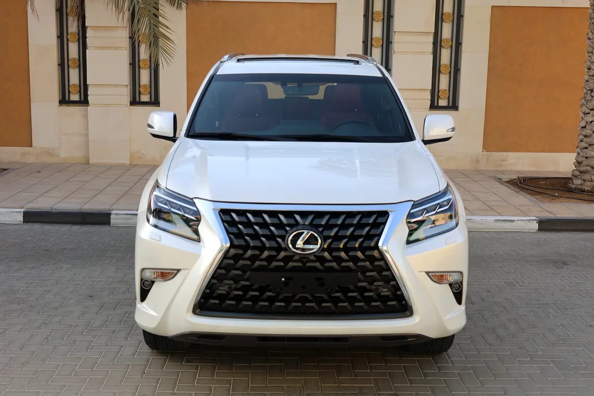 LEXUS GX460-PREMIUM-2023-54000KM-GCC SPECS -UNDER WARRANTY-EXCELLENT CONDITION - Thumbnail 8