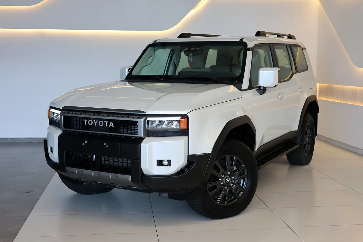2024 Toyota Prado GXR-ZERO KM - GCC Specs -UNDER WARRANTY  SERVICE -Brand New - Image 1