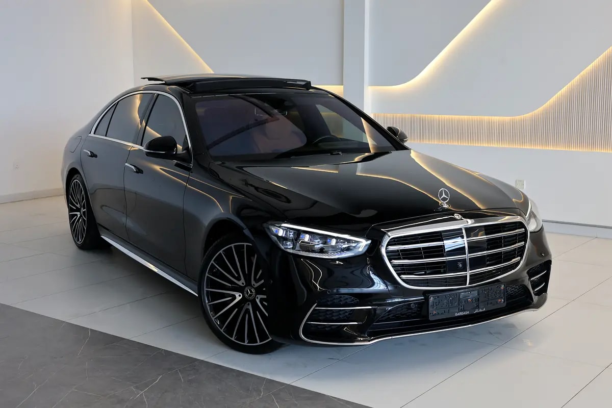 S500 4MATIC - GCC SPECS - WARRANTY / SERVICE 105,000 KM - FULL SERVICE HISTORY - ACCIDENT FREE - - Thumbnail 2