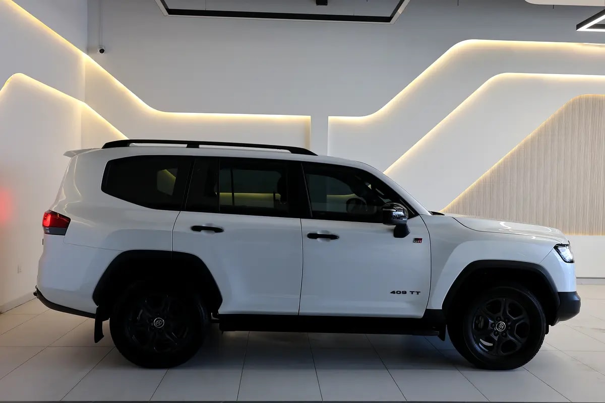 TOYOTA LAND CRUISER GR SPORT 409 TT - 5 YEARS UNDER WARRANTY - GCC SPECS - ACCIDENT FREE - - Thumbnail 9