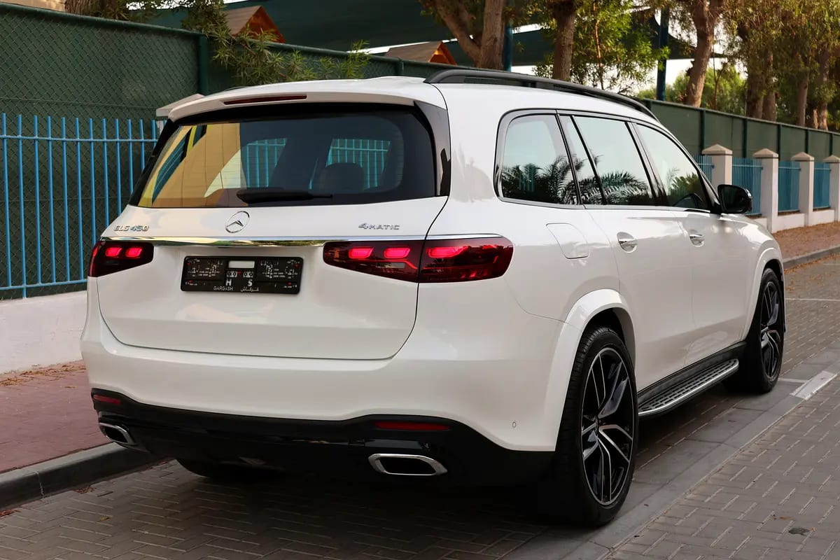MERCEDES-BENZ GLS450-4MATIC-2024-13000KM-GCC SPECS-UNDER WARRANTY-NIGHT PACKAGE - Thumbnail 6