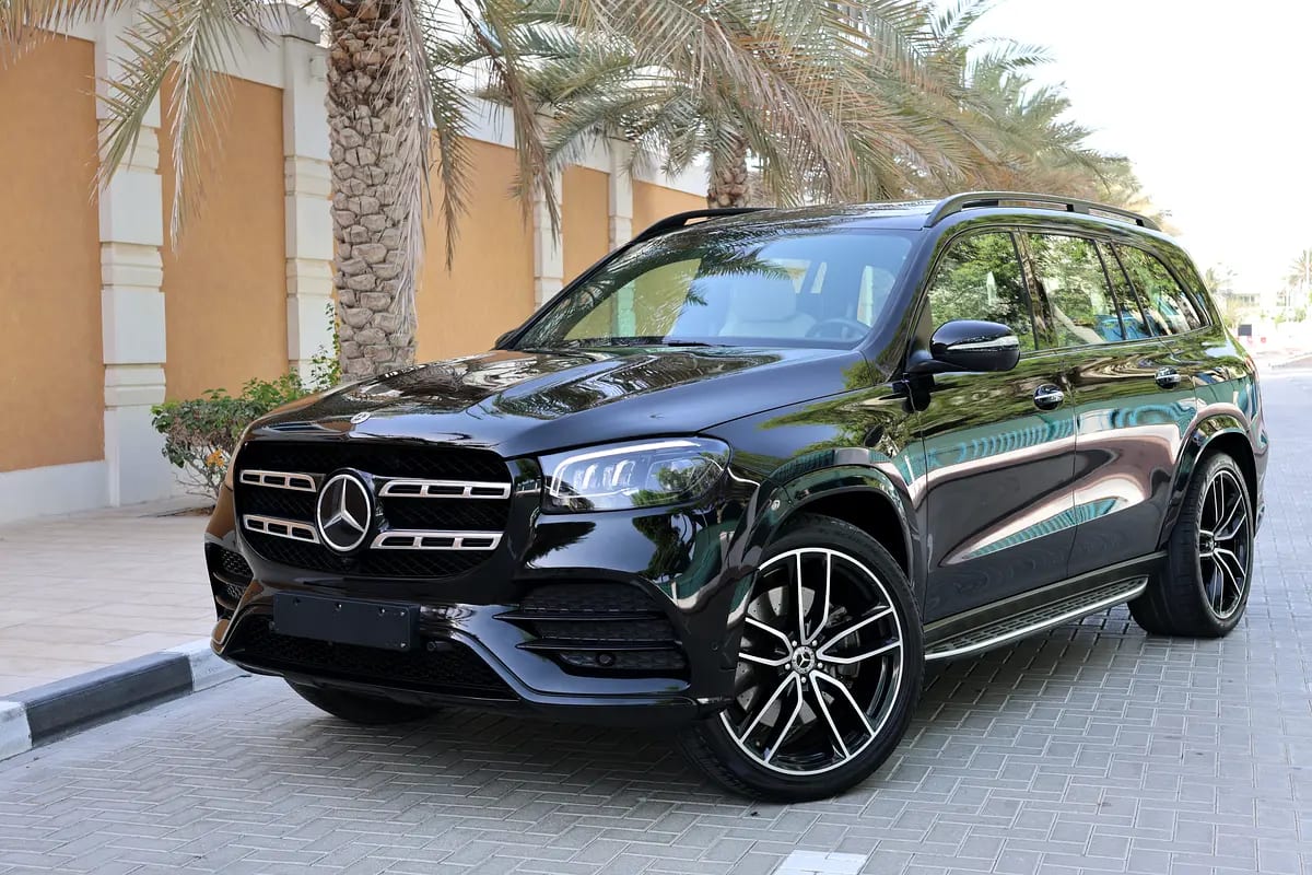 Mercedes-Benz GLS 450 4MATIC 2024 - GCC Specs - Brand New - Image 1