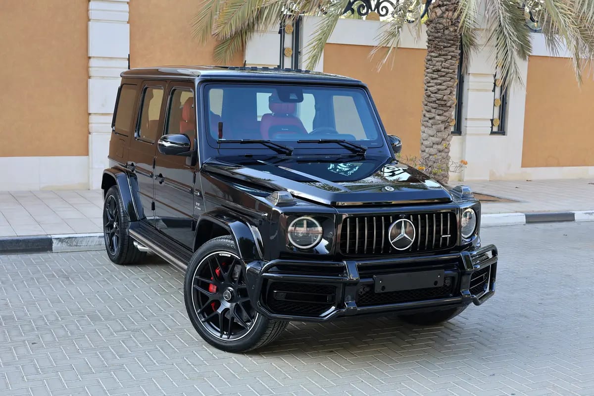 MERCEDES BENZ G63 AMG ( NIGHT PACKAGE )-2021-GCC SPECS-UNDER WARRANTY-SERVICE CONTRACT - Thumbnail 2