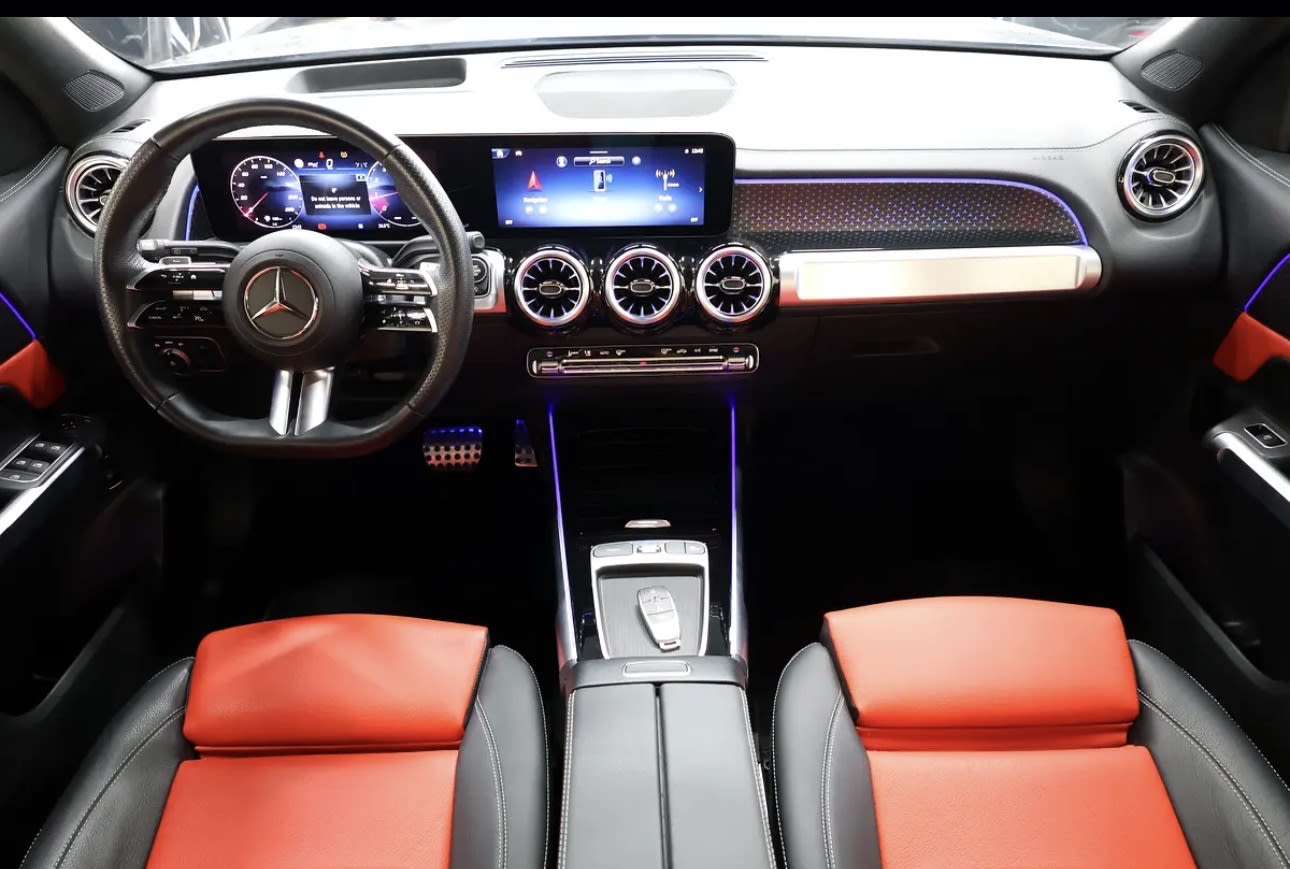 Mercedes-Benz GLB 250-4 Matic AMG -Under warranty &service  - Thumbnail 9