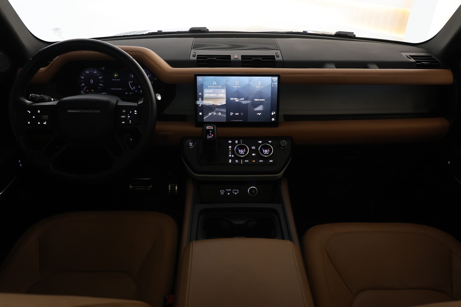 2023 Land Rover Defender 110 S. - GCC spec - 63000KM-Excellent condition. - Thumbnail 11