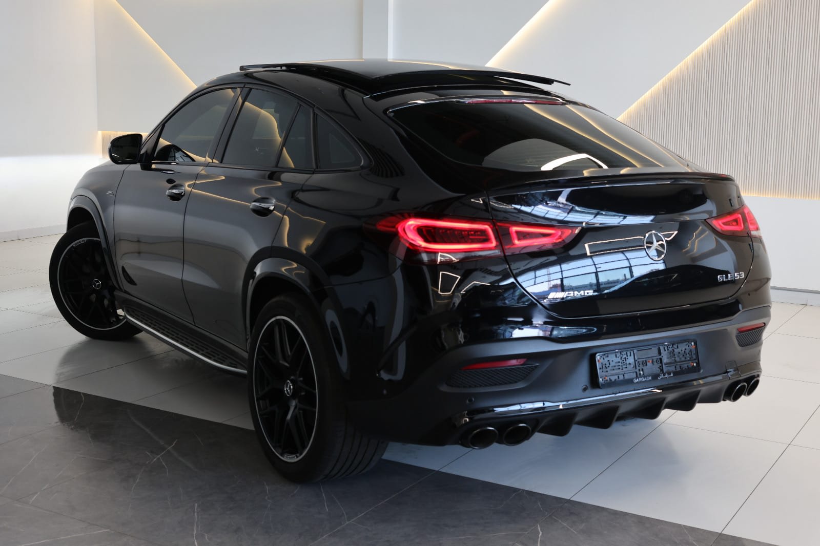 2023 Mercedes-Benz GLE 53 4MATIC+ Coupe |42000km/ GCC Specs | Pristine Condition - Thumbnail 6