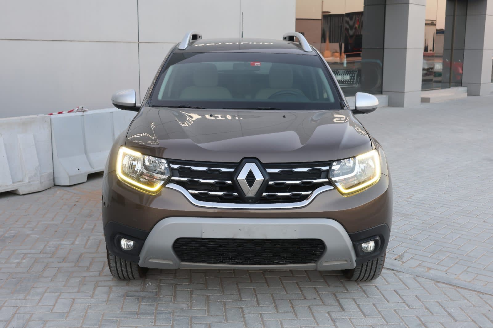 Renault Duster LE 2020 GCC Specs - Fully Loaded SUV-112000KM-EXCELLENT CONDITION - Thumbnail 4