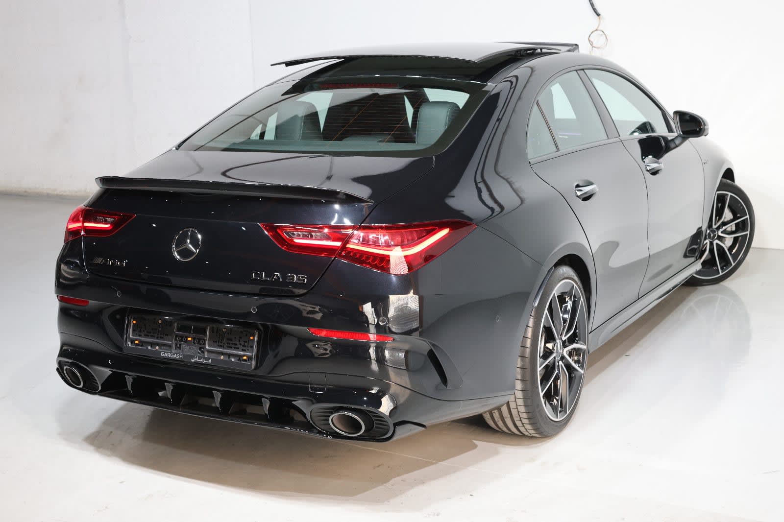 2025 Mercedes-Benz CLA 35 AMG-48km-GCC Specs - Thumbnail 3