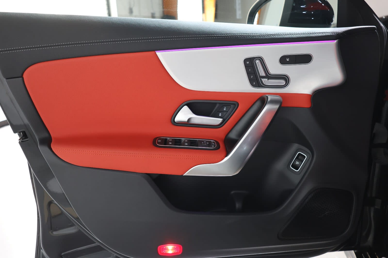 2025 Mercedes-Benz CLA 35 AMG-48km-GCC Specs - Thumbnail 9