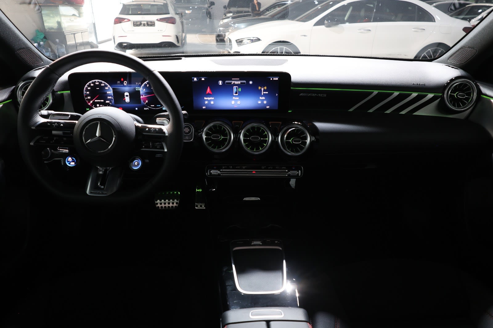 2025 Mercedes-Benz A-Class A 35 AMG -GCC-spec -350KM-under warranty &service - Thumbnail 13