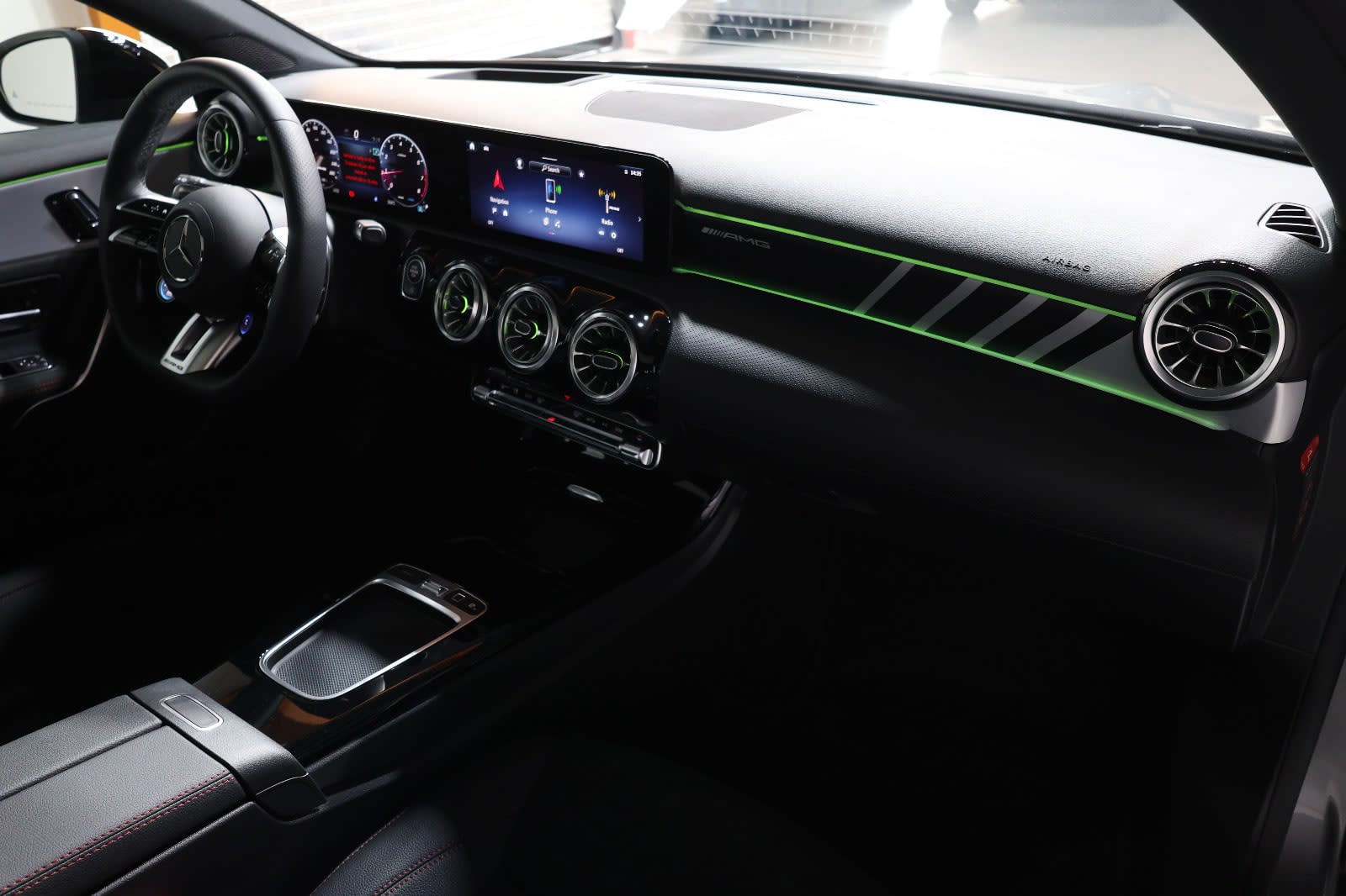 2025 Mercedes-Benz A-Class A 35 AMG -GCC-spec -350KM-under warranty &service - Thumbnail 16