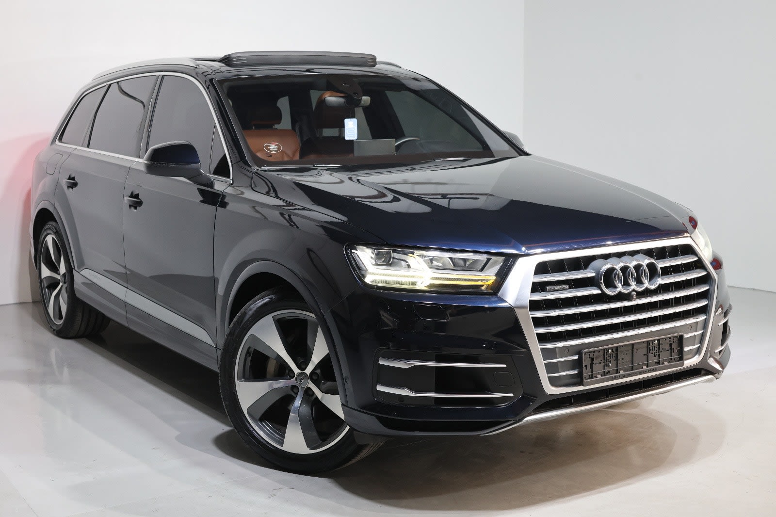 Audi Q7 45 TFSI Quattro 2017 | GCC Specs | Well Maintained - Image 1