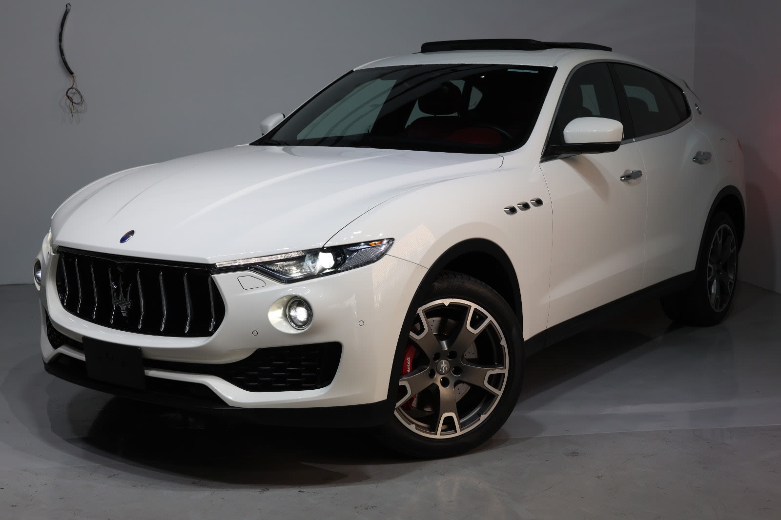 Maserati Levante SQ4 2019 | GCC Specs | 173000KM | Excellent Condition - Image 1