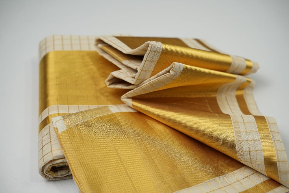 Kasavu Check Set Mundu