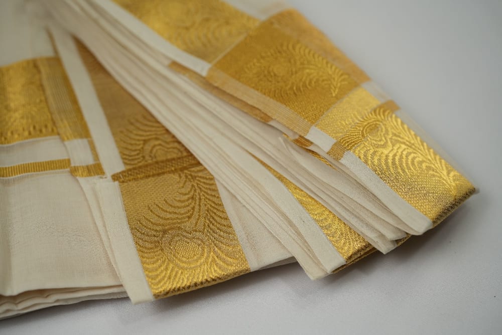 Handloom Kasavu Design Mundu