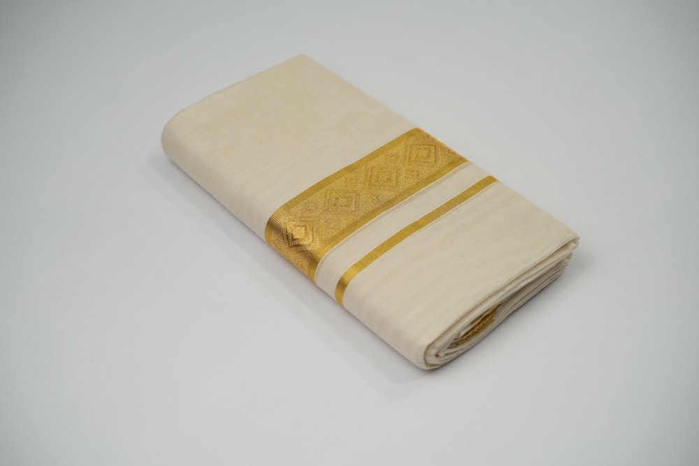 Diamond Design Mundu 