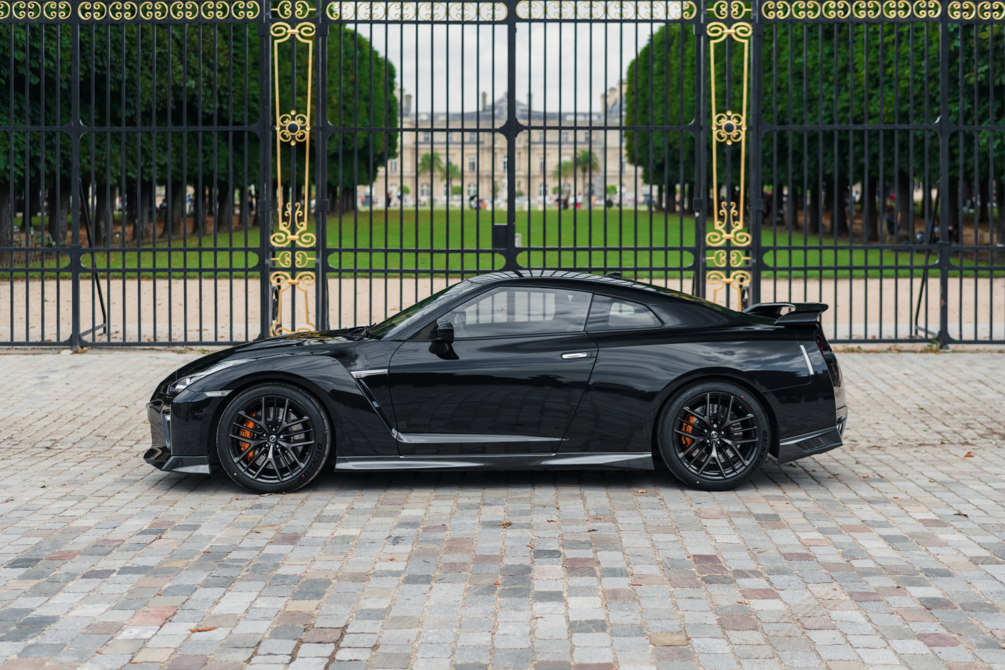 L'art de l'automobile | Nissan GT-R R35 570 *Black Edition*