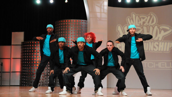 hip-hop-group Six dancers dance hip-hop on stage