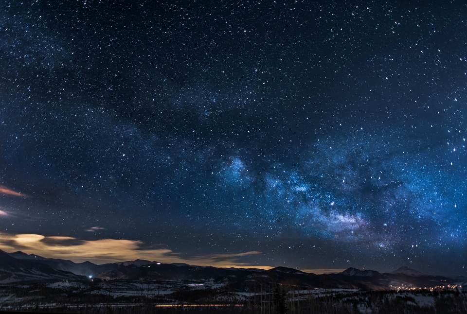 The Stargazing Night That Changed Everything – Romantic Love Stories