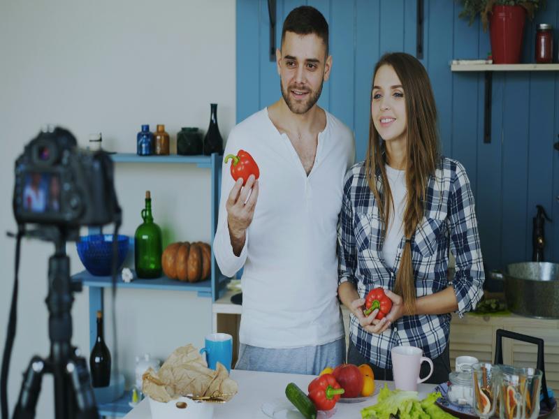 Savoring the Meal as a Shared Ritual