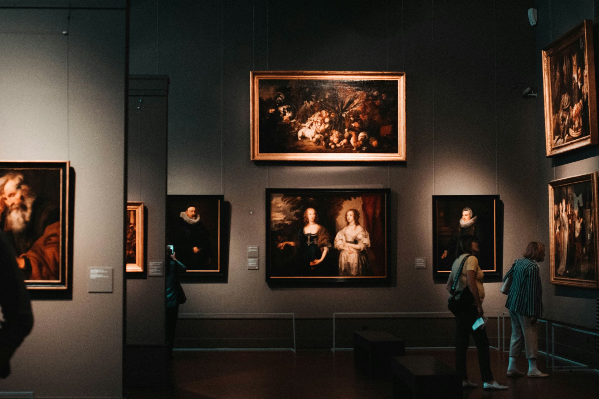 The Art Gallery With One Final Picture
