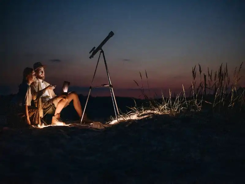 Beach Date Ideas For Every Budget