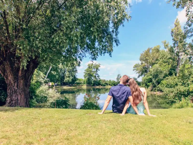 Outdoor Date Ideas — romantic visual inspiration for couples