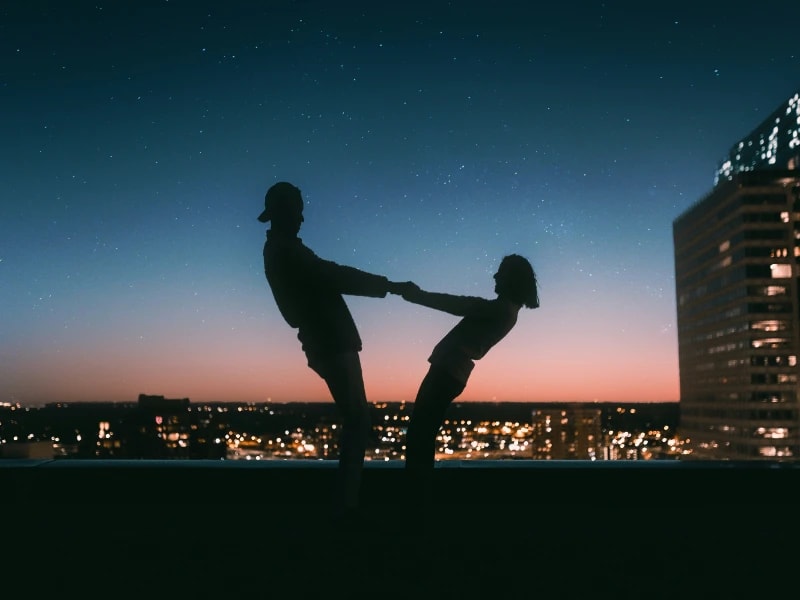 How to Make Someone Feel Loved: 25 Science-Backed Ways to Show Love That Actually Land