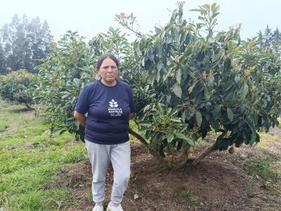 Paulina works in agriculture day by day to ensure a secure future for her family.