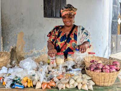 Group member Larba, increased her income through wholesale spice trading.