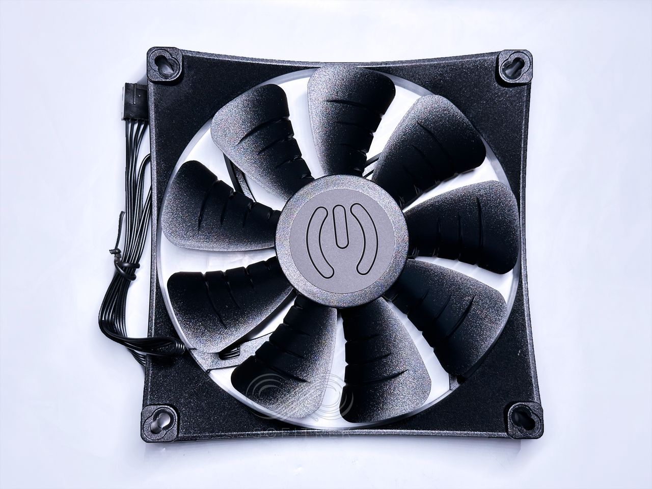 RL4ZT1352512HH EVGA FX 140mm Fan 12VDC 0.45A 4-Pin PWM