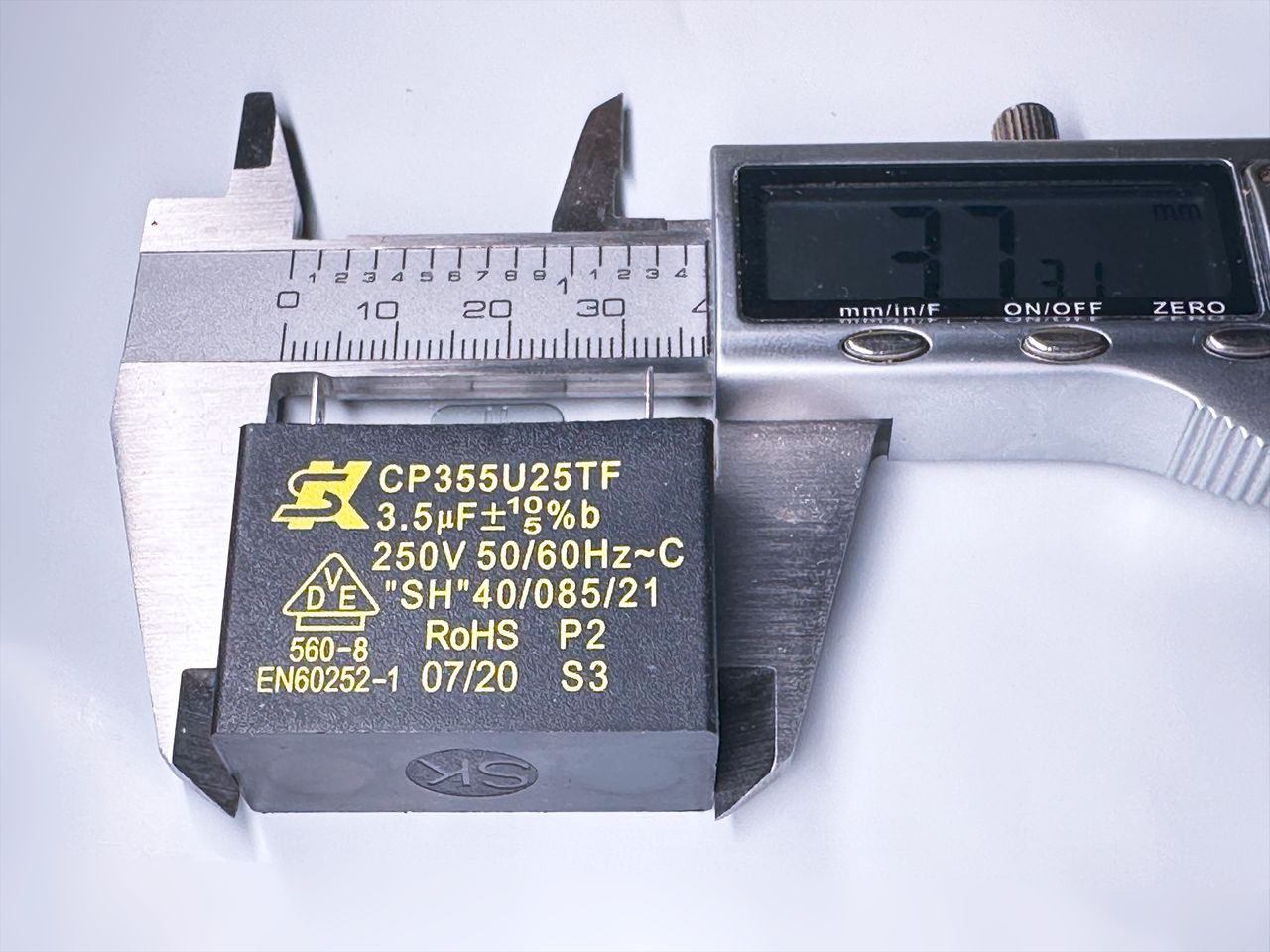 1X CP355U25TF BT 3.5uF 250VAC SEIKA Fan Motor Capacitor 3.5uF ±10 