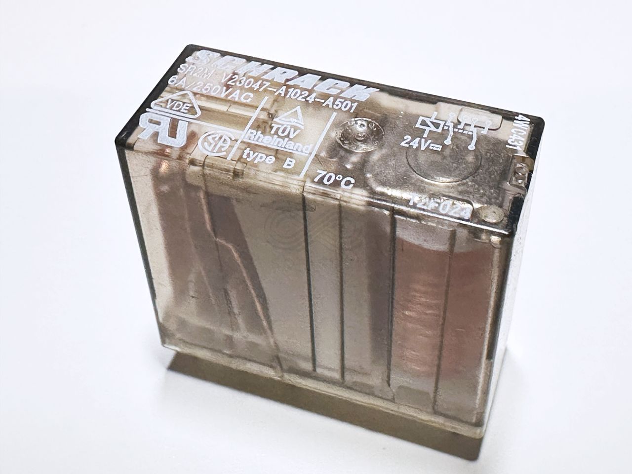 V23100V6003A112 | Relé de láminas TE Connectivity, DPDT, 24V dc / 149mW