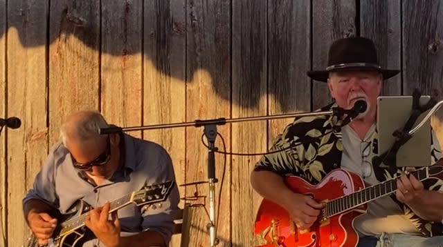 The Barnyard Stage @Karlo - Wayne Cheddie & Jim Hardy