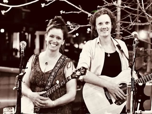 Music in the Park - Cindy & Scott