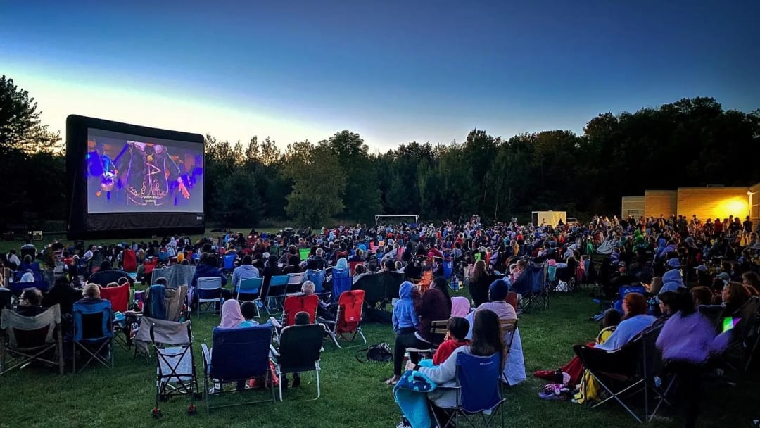 Movie Under the Stars 