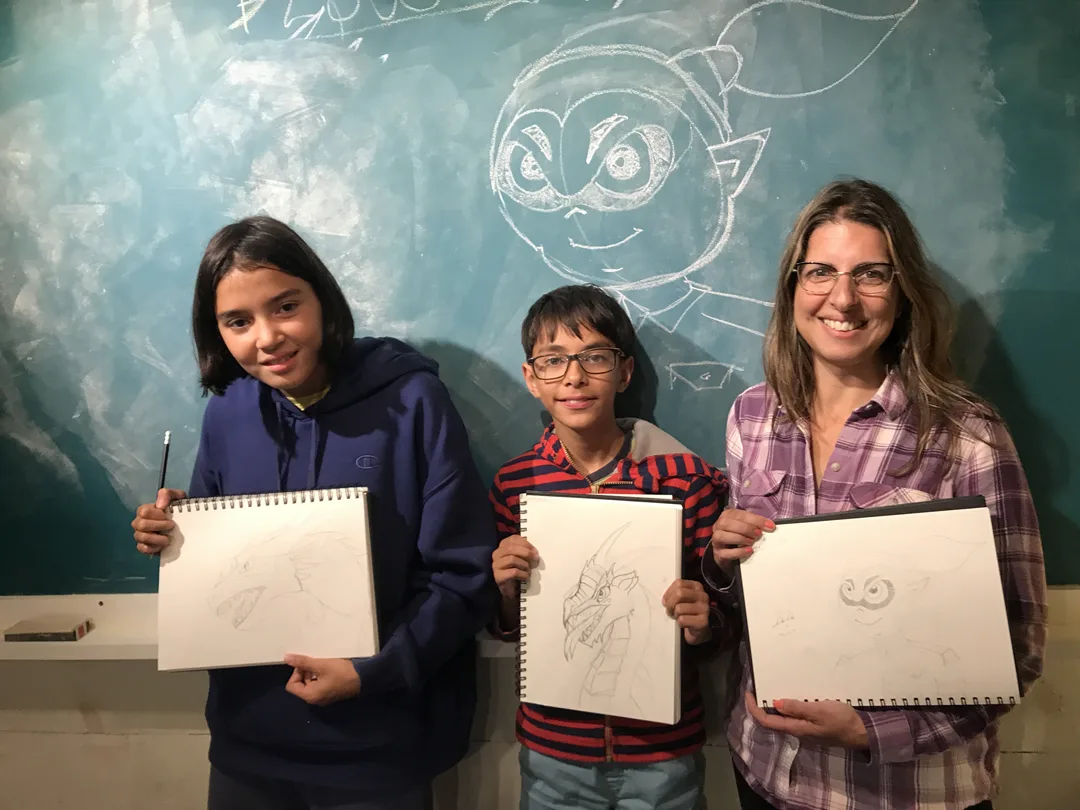 Take a mini 2-hour drawing workshop – available daily upon request – with professional artist/instructor Andrew Csafordi of ANDARA Gallery and Studio in Prince Edward County. Photo Credit: ANDARA Gallery.