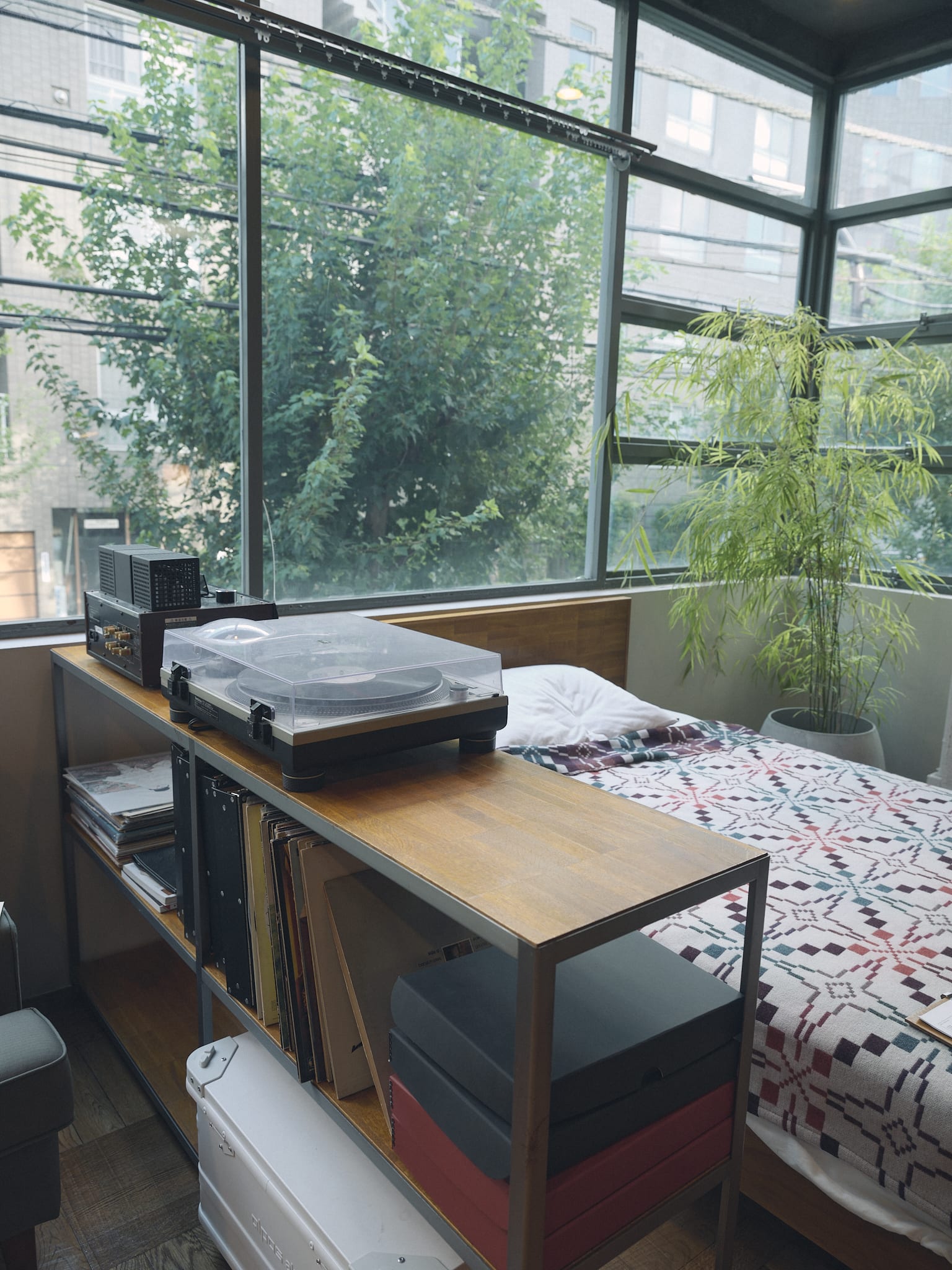 Finding an Artist Apartment in Osaka: Neighborhoods, Realities, and What Actually Works for Foreign Creatives