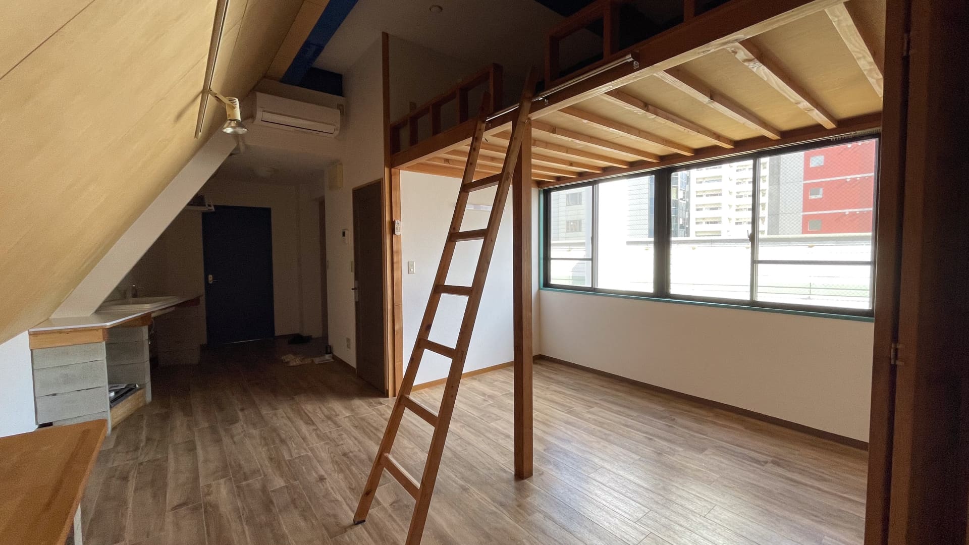 Large Original Studio 10
